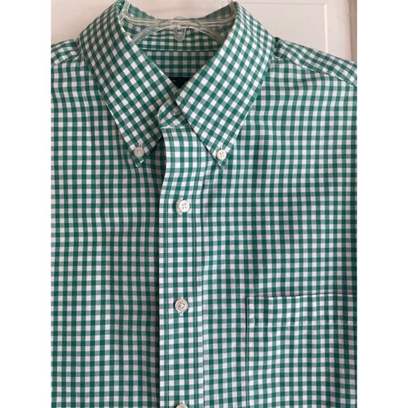 Jos. A. Bank Size Large Short Sleeve Button Front Green & White Checked Shirt - Picture 2 of 4
